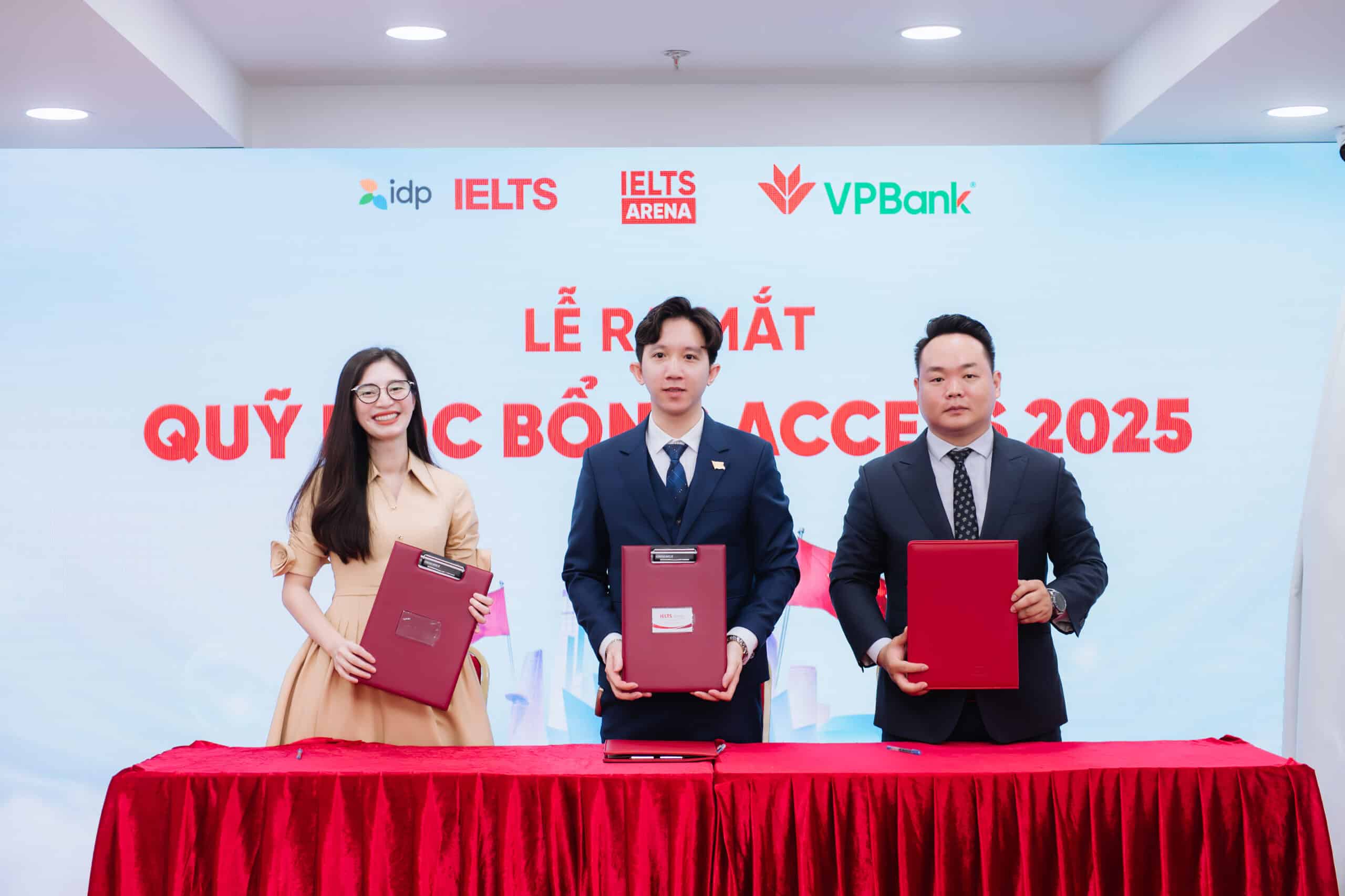 IELTS Arena tặng 5.000 suất học bổng tiếng Anh