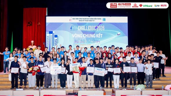 IELTS Arena x PTIT: Khép Lại Chung Kết “EC Challenge 2026” Với Những Suất Học Bổng Bứt Phá